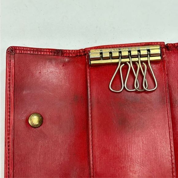 Vintage Louis Vuitton Red Epi Leather 6 Key Holder - Picture 8 of 10